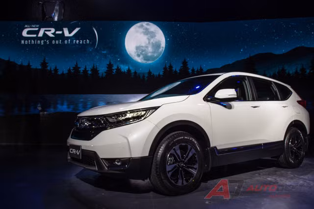 honda cr v 7 cho chinh thuc ra mat dong nam a gia tu 917 trieu