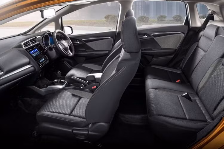 dau hyundai i20 honda wr v chot gia chi tu 270 trieu