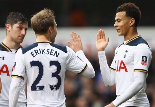 cuoc dua top 4 premier league m united them hy vong arsenal yeu the