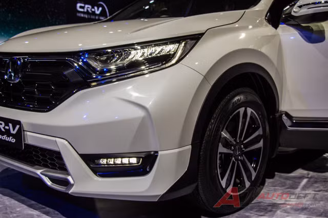 honda cr v 7 cho chinh thuc ra mat dong nam a gia tu 917 trieu