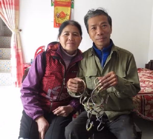 di nhan viet nam suot hon 30 nam khong cat mong tay len bao nuoc ngoai