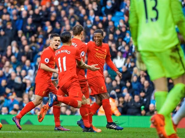 cuoc dua top 4 premier league m united them hy vong arsenal yeu the