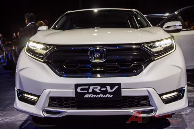 honda cr v 7 cho chinh thuc ra mat dong nam a gia tu 917 trieu