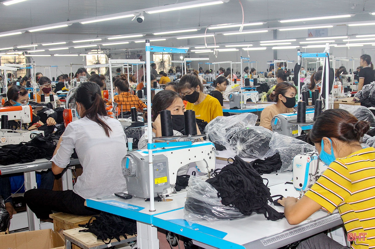 Đoàn kết tạo sức mạnh vượt qua thiên tai, dịch bệnh