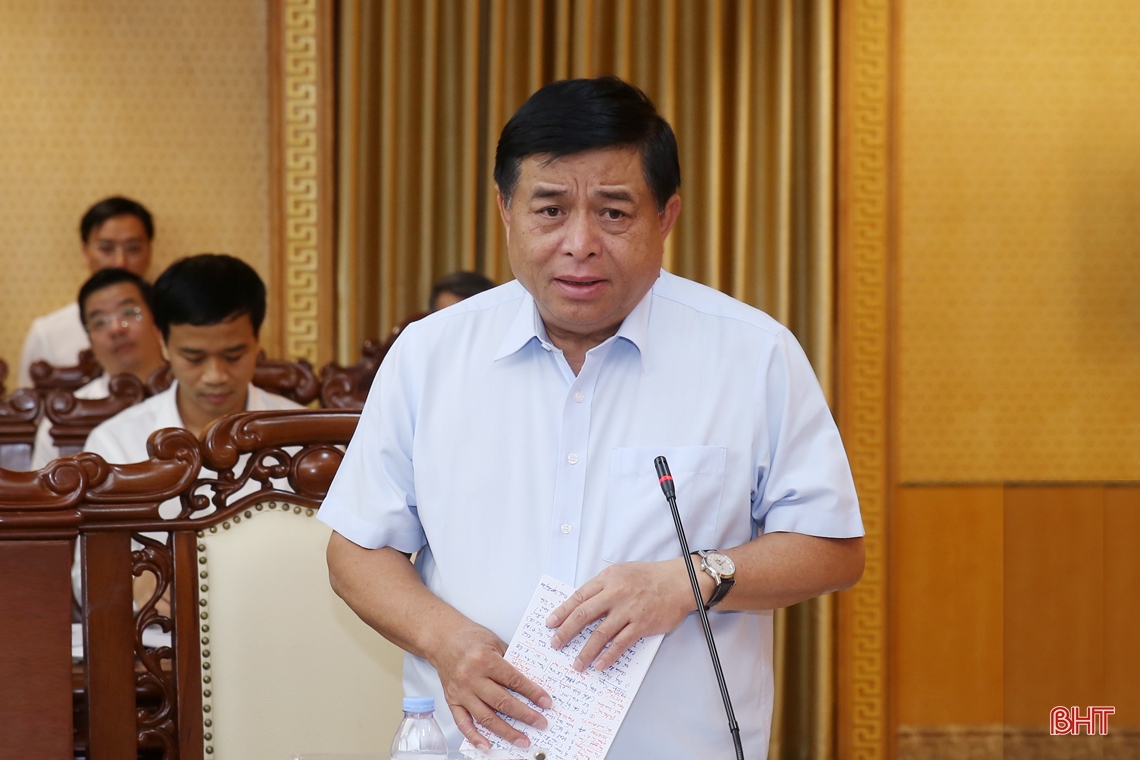 Hà Tĩnh cần phát huy nội lực con người, tiềm năng lợi thế để phát triển toàn diện và bền vững hơn