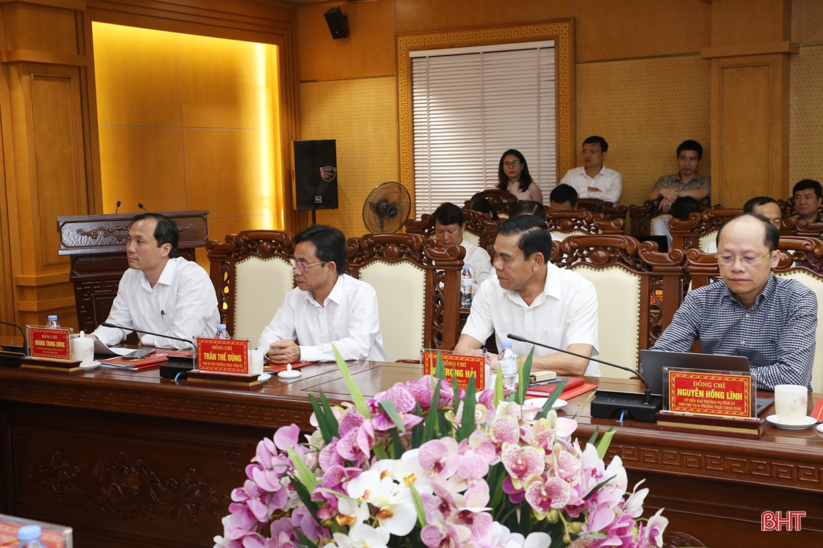 Hà Tĩnh cần phát huy nội lực con người, tiềm năng lợi thế để phát triển toàn diện và bền vững hơn
