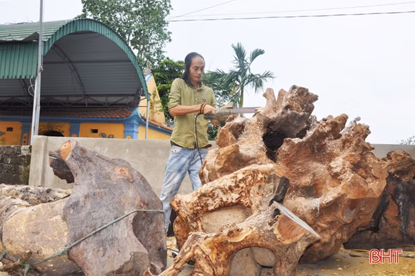  Bầu Đức, HLV Park Hang Seo qua bàn tay của “gã thợ mộc” Hà Tĩnh