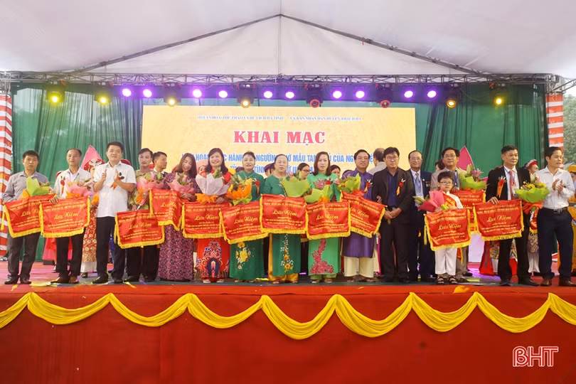 30 thanh đồng, cung văn cả nước tham gia Liên hoan Thực hành tín ngưỡng thờ Mẫu tại Hà Tĩnh