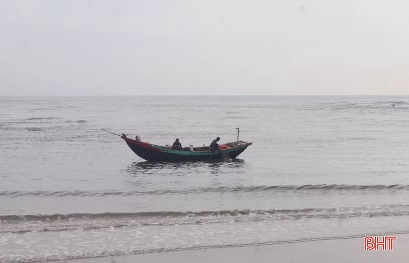 Đi biển mùa sương - “cuộc chơi” thú vị của ngư dân Hà Tĩnh