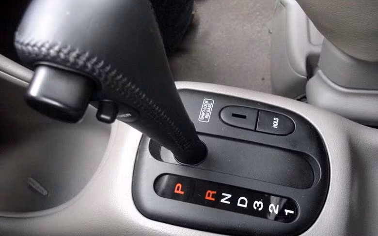 Một vài chế độ lái ở xe số tự động mà bạn có thể còn bối rối