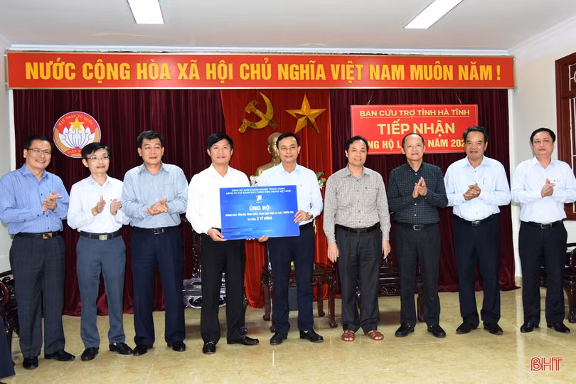 Hơn 85 tỷ đồng ủng hộ đồng bào Hà Tĩnh bị ảnh hưởng lũ lụt
