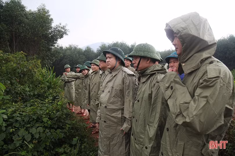 Chủ tịch UBND tỉnh Hà Tĩnh: Theo dõi sát diễn biến mưa lũ, chủ động ứng phó nguy cơ sạt lở đất