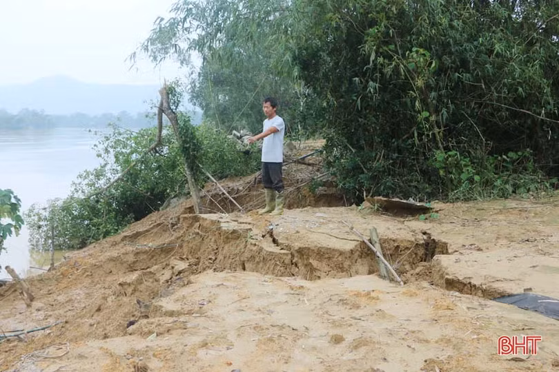 Người dân huyện miền núi Hà Tĩnh sống bất an bên... miệng “hà bá”