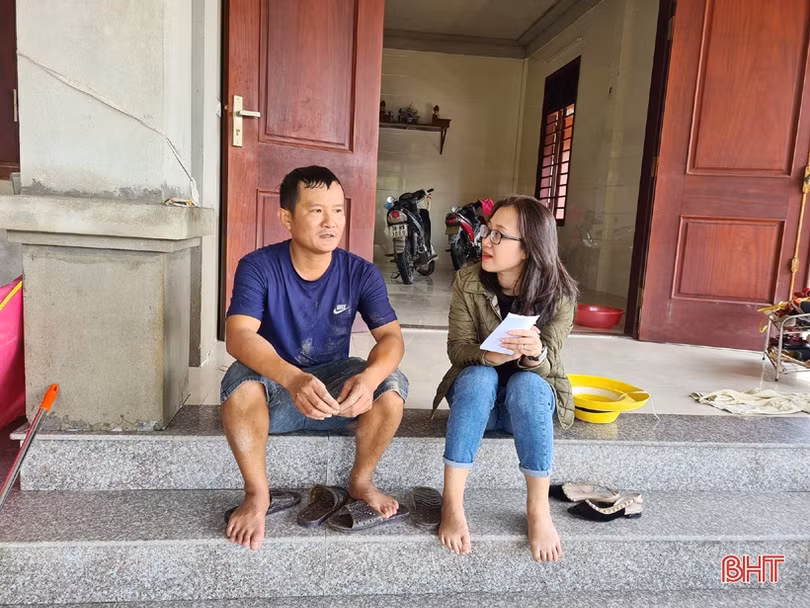 “Người vận chuyển miễn phí” giữa mùa lũ dữ ở Hà Tĩnh