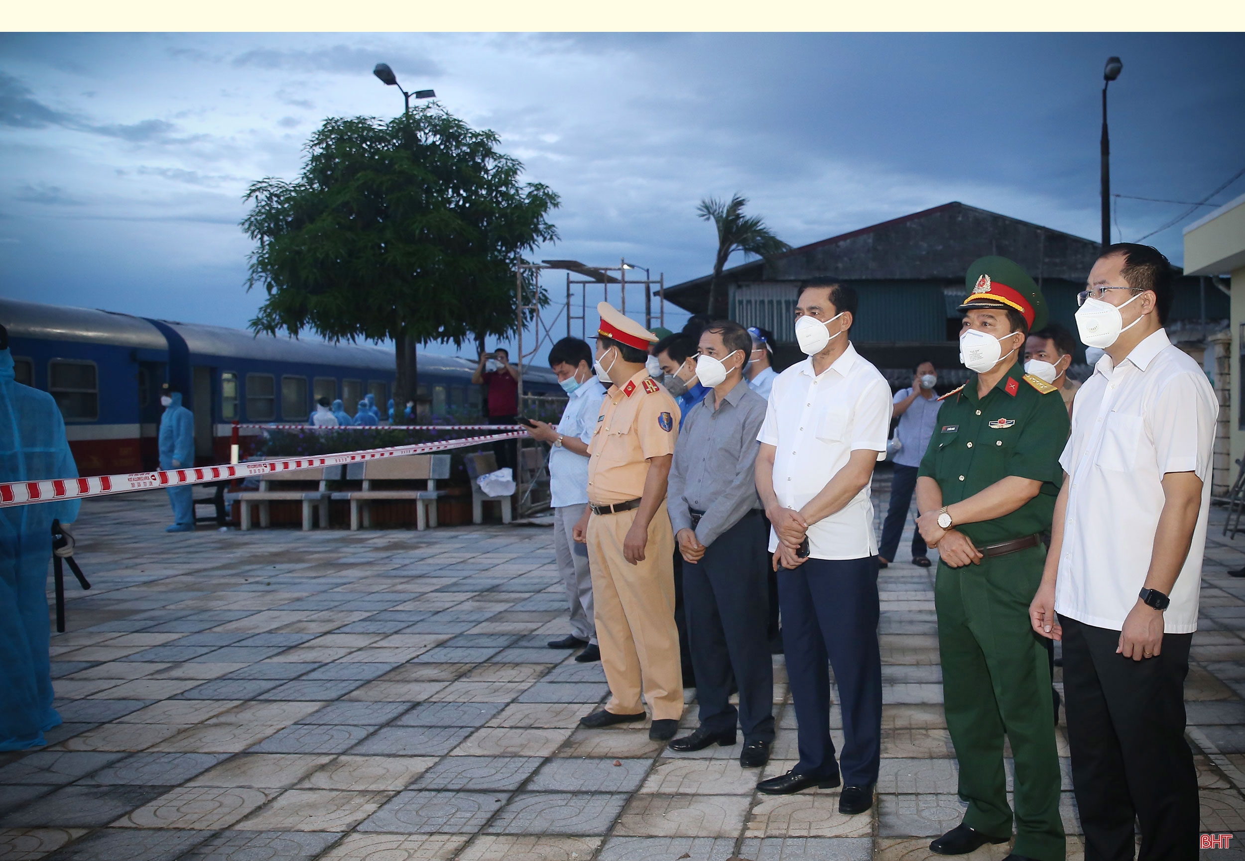 Trách nhiệm, quyết liệt, nhân văn, Hà Tĩnh kiểm soát tốt dịch COVID-19 và đẩy mạnh phát triển kinh tế - xã hội