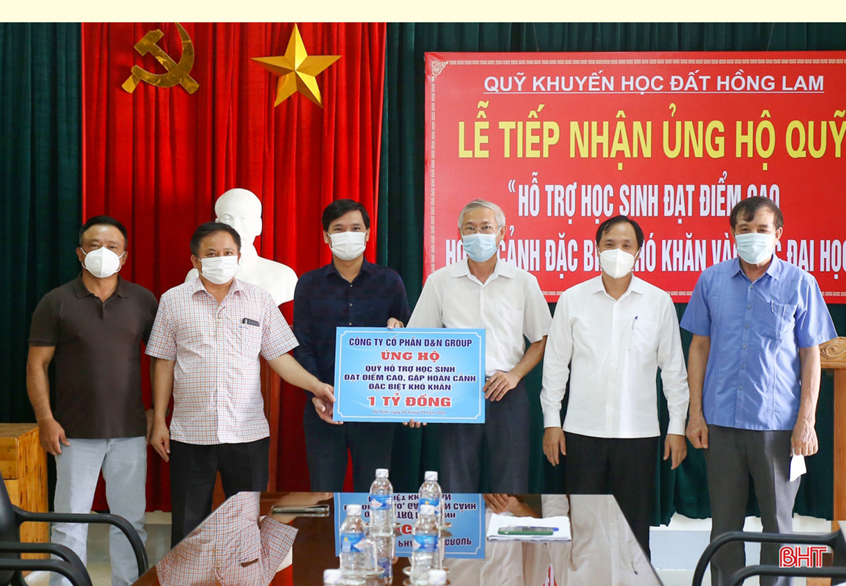 Trách nhiệm, quyết liệt, nhân văn, Hà Tĩnh kiểm soát tốt dịch COVID-19 và đẩy mạnh phát triển kinh tế - xã hội