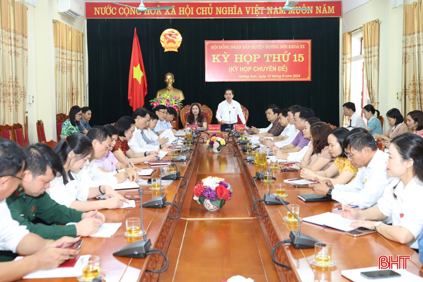 Đại biểu dự kỳ họp