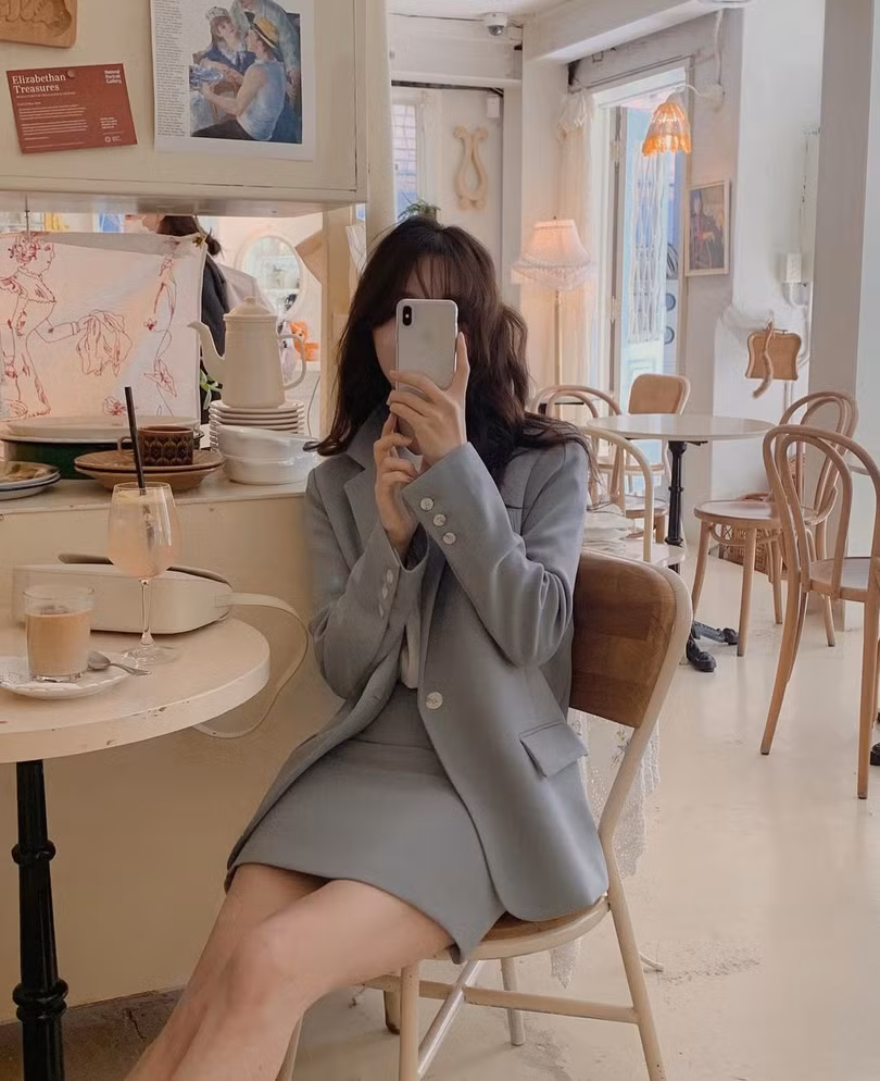 4 kiểu chân váy ngắn nhất định phải sắm cho mùa Hè vì mặc lên siêu trẻ xinh và sang chảnh - 2