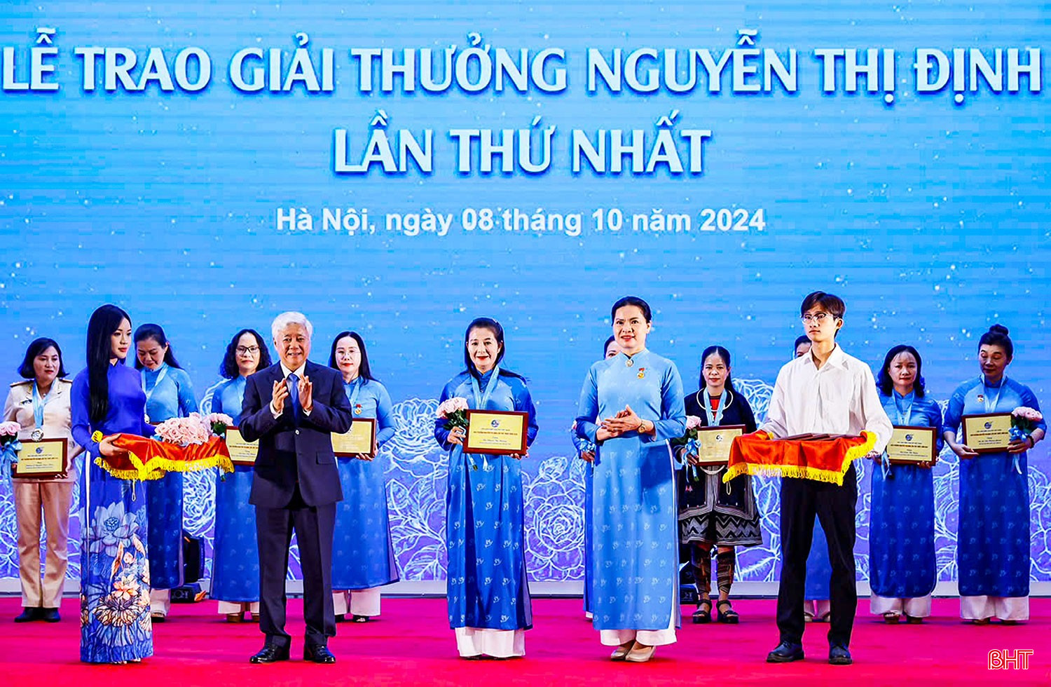 anh-2-6353.jpg