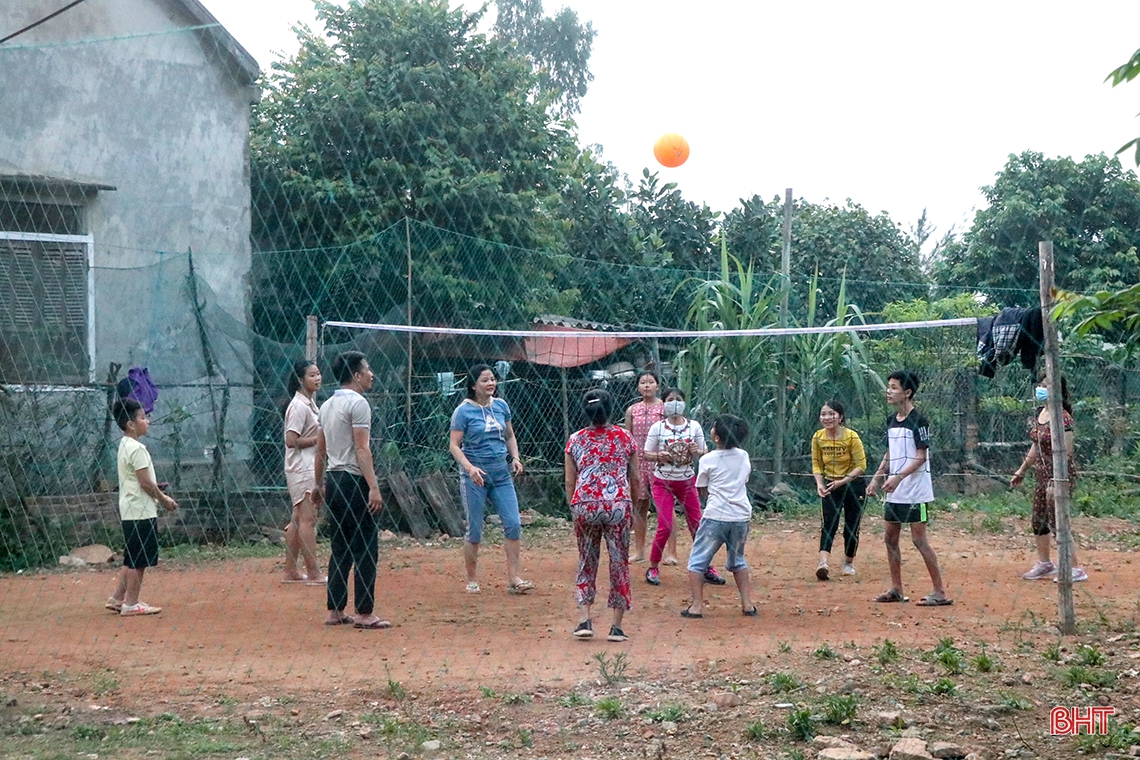 Sau 10 ngày thực hiện Chỉ thị 16, người dân Hà Tĩnh bắt đầu chủ quan việc phòng dịch Covid-19