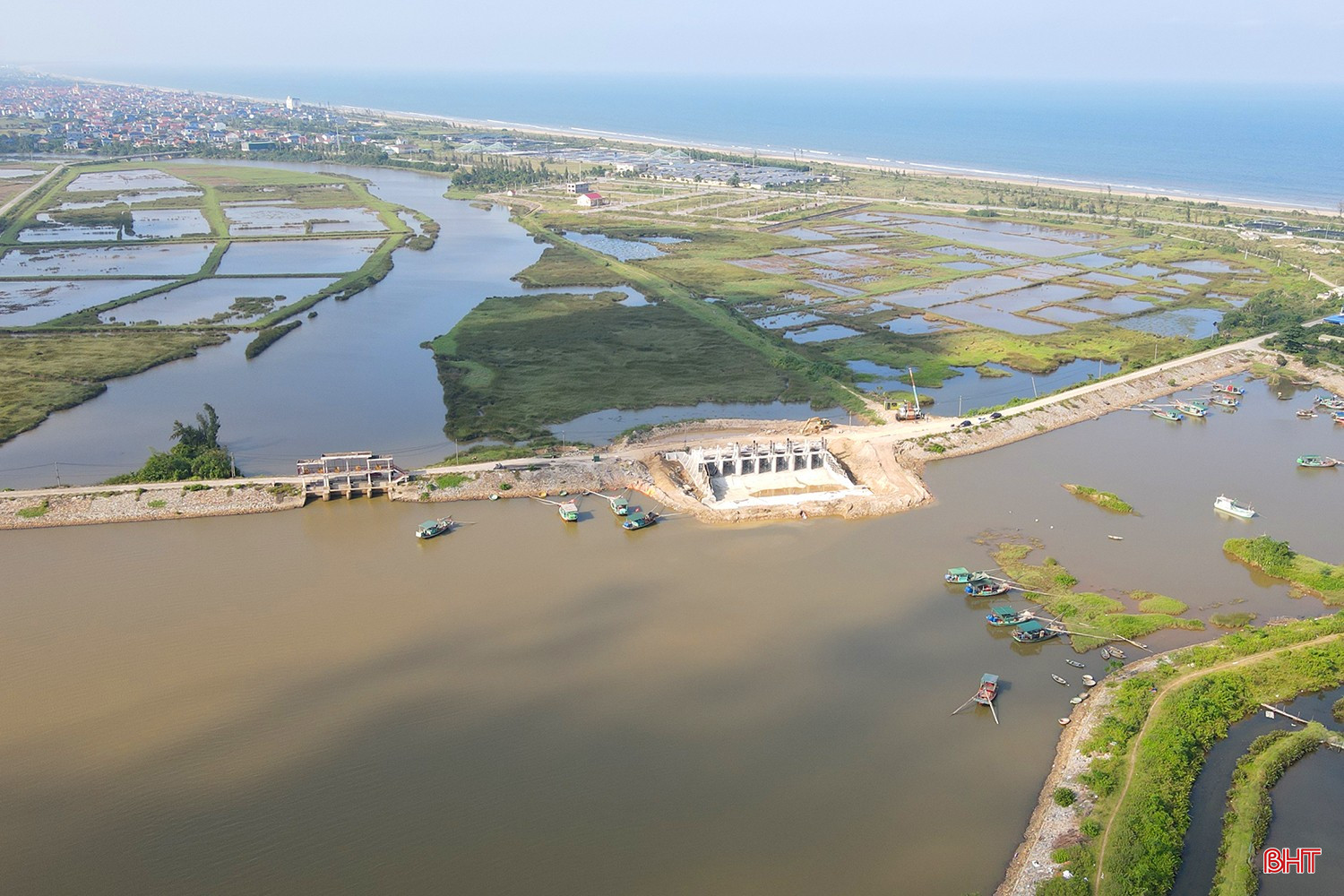 bqbht_br_cong-trinh-phong-chong-thien-taio-ha-tinh-9a.jpg