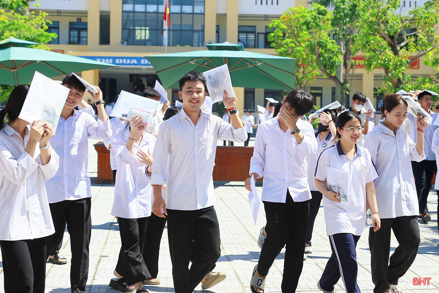 bqbht_br_e8.jpg
