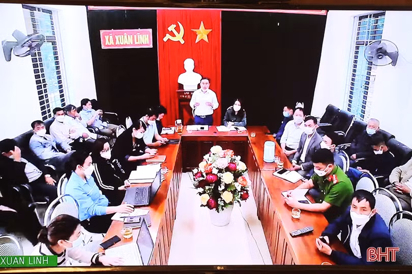 Cử tri Nghi Xuân kiến nghị tới đại biểu Quốc hội các vấn đề về đất đai, môi trường