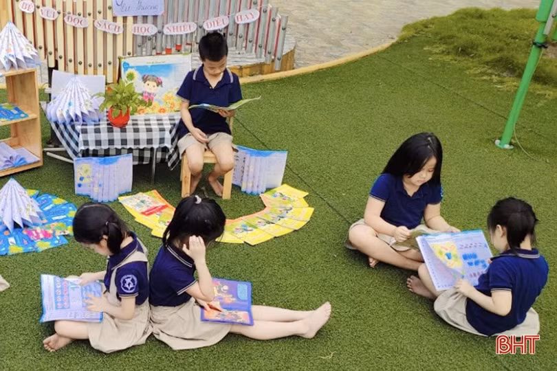 Học sinh mầm non Trung Kiên hào hứng với Ngày Sách và Văn hóa đọc