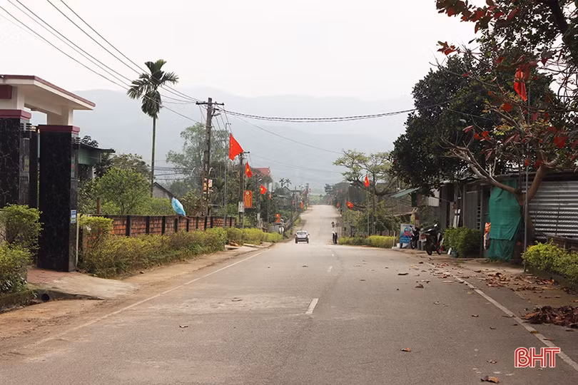 Thi đua xây dựng quê hương cố Tổng Bí thư Hà Huy Tập ngày càng giàu đẹp
