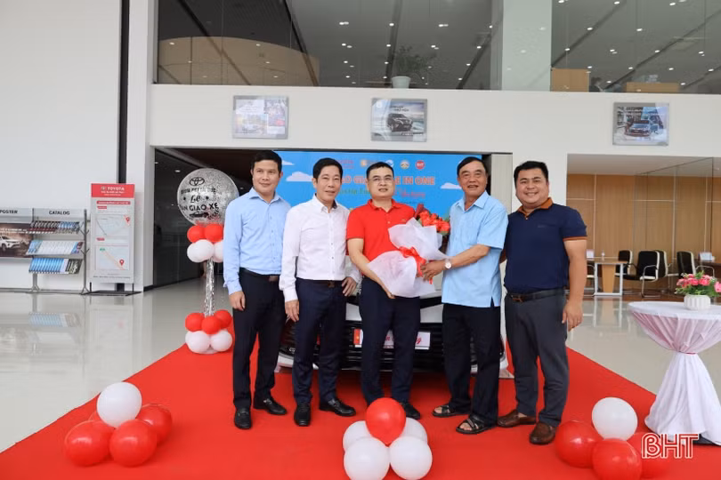 Cú đánh hole-in-one nhận ô tô Camry hơn 1 tỷ đồng tại Hà Tĩnh