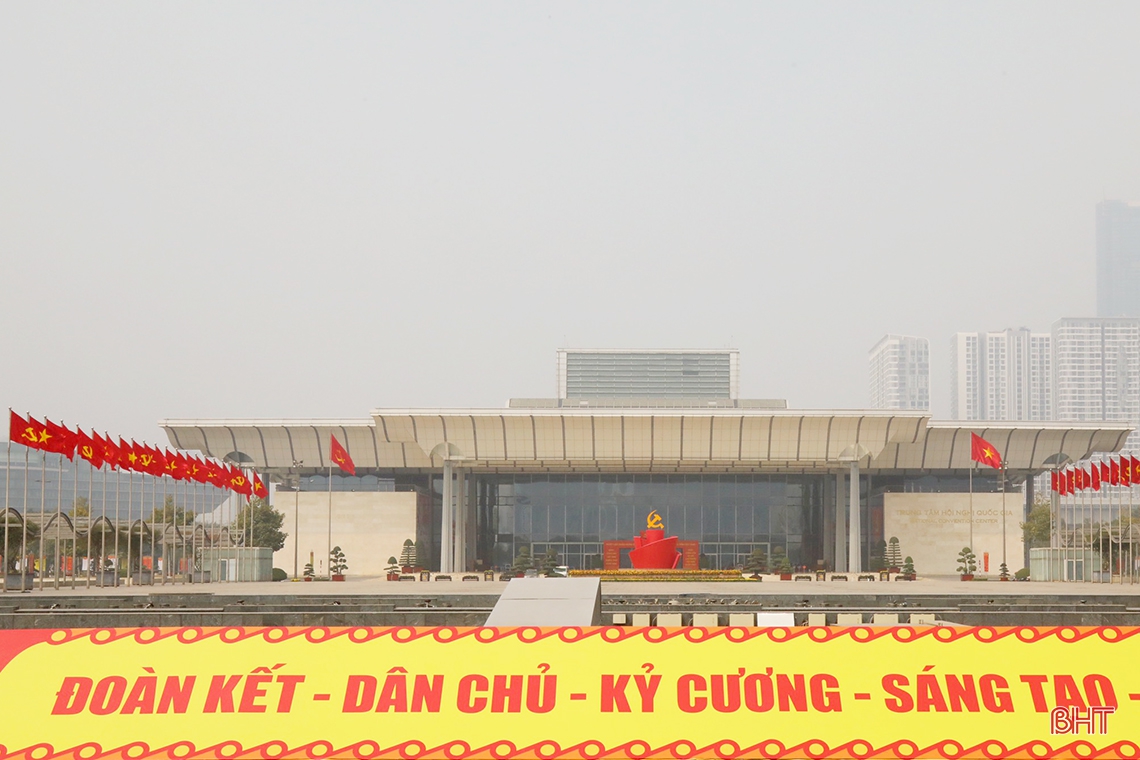 Sáng nay, Đại hội toàn quốc lần thứ XIII của Đảng họp phiên trù bị