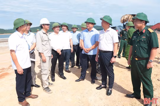 Chủ tịch UBND tỉnh Hà Tĩnh: Triển khai ngay công tác ứng phó thiên tai 