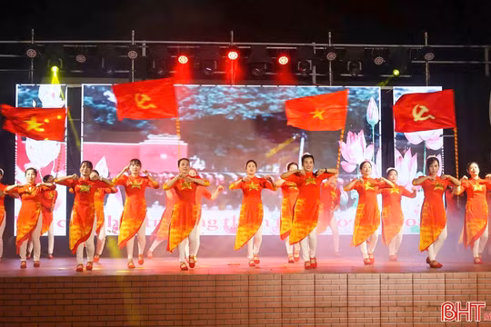Gắn kết chặt chẽ các hoạt động hưởng ứng Ngày Văn hóa với Ngày hội Đại đoàn kết