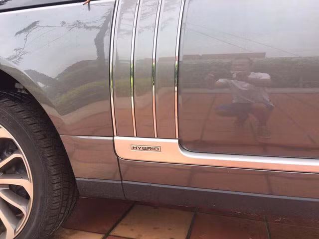 range rover svautobiography hybrid dau tien ve viet nam