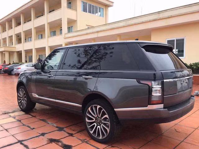 range rover svautobiography hybrid dau tien ve viet nam