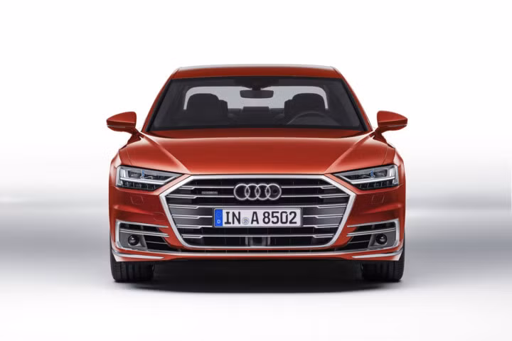 choang ngop truoc ve dep va cong nghe trang bi cho audi a8 2018