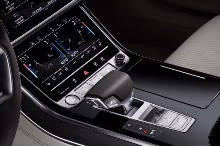 choang ngop truoc ve dep va cong nghe trang bi cho audi a8 2018