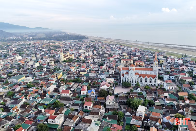 Bà con lương - giáo ở Lộc Hà chung tay xây dựng nông thôn mới