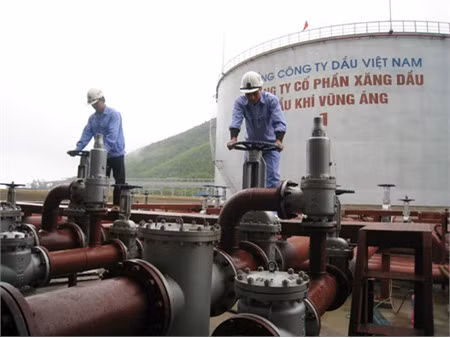 Kiểm tra hệ thống van xuất nhập xăng dầu