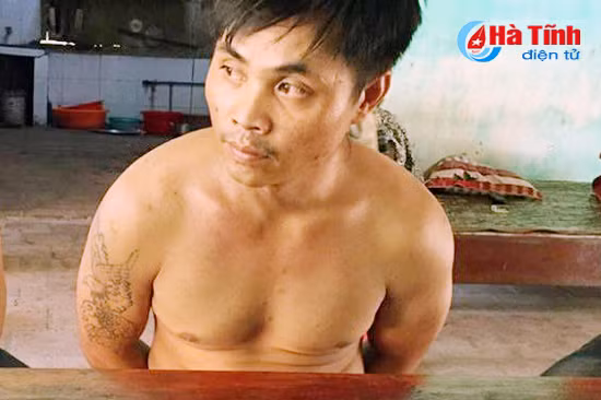 bat chu nha hang dang ban hang da cho con nghien