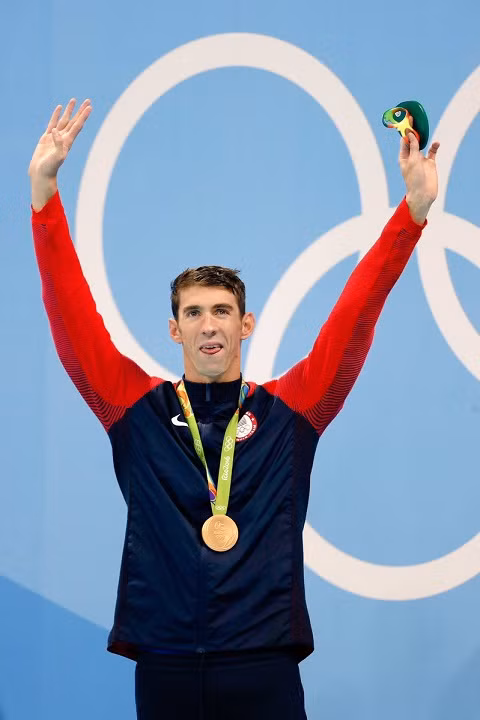 cu dan mang phat sot vi nhung hcv olympic cua michael phelps