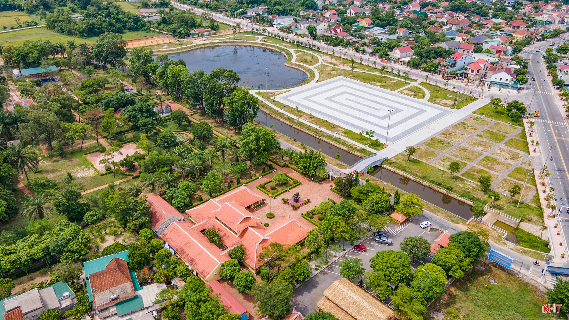 Tâm huyết lắng nghe nguyện vọng cử tri, tham mưu những quyết sách phù hợp thực tiễn địa phương