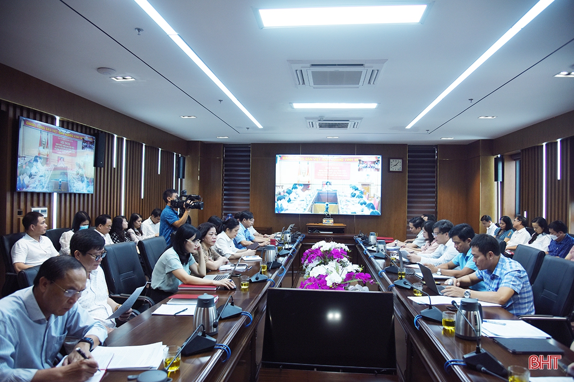 Hà Tĩnh nghiêm túc quán triệt, triển khai các văn bản mới của trung ương về công tác tổ chức xây dựng Đảng