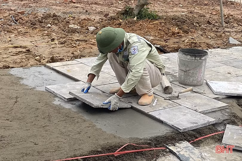 Khẩn trương hoàn thành các công trình mừng kỷ niệm 65 năm Ngày Bác Hồ về thăm Hà Tĩnh