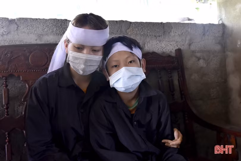MS2209: Đột ngột mất cả cha và mẹ, cậu học sinh mồ côi rơi vào bế tắc
