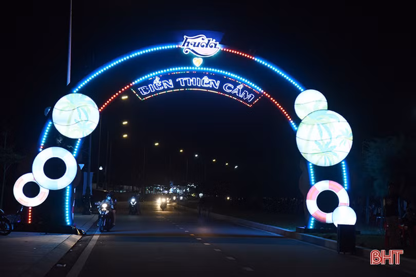 Trải nghiệm chợ đêm ở bãi biển Thiên Cầm