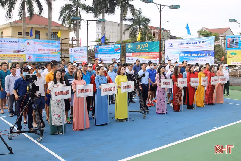 260 vận động viên tranh tài Giải quần vợt Cúp Truyền hình Hà Tĩnh lần thứ VI