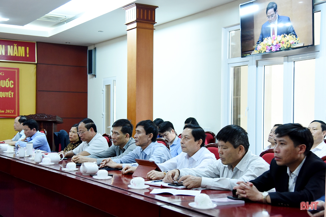 Quán triệt 3 nhiệm vụ trọng tâm, 3 giải pháp đột phá trong xây dựng Đảng