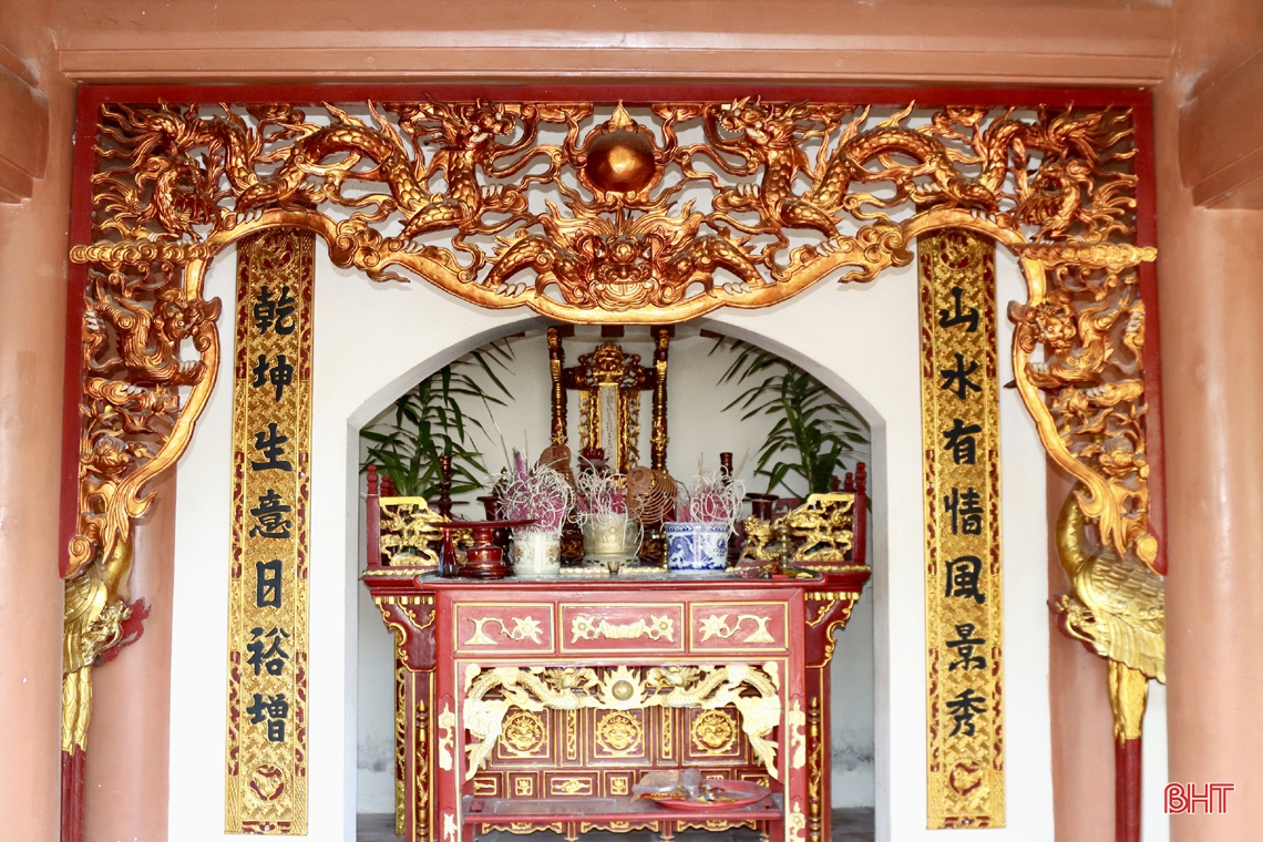 Ngắm tháp đá cổ hơn 500 tuổi ở Hà Tĩnh