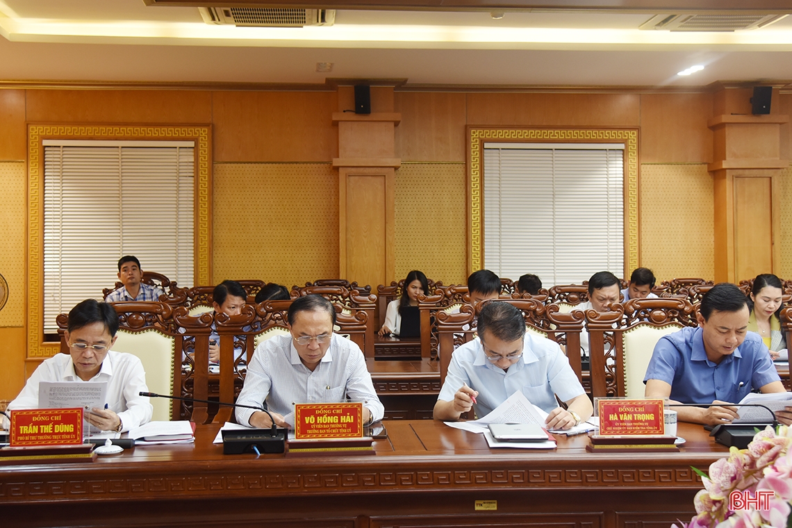 Tập trung lãnh đạo, chỉ đạo, nỗ lực đạt cao nhất các chỉ tiêu, nhiệm vụ phát triển kinh tế - xã hội